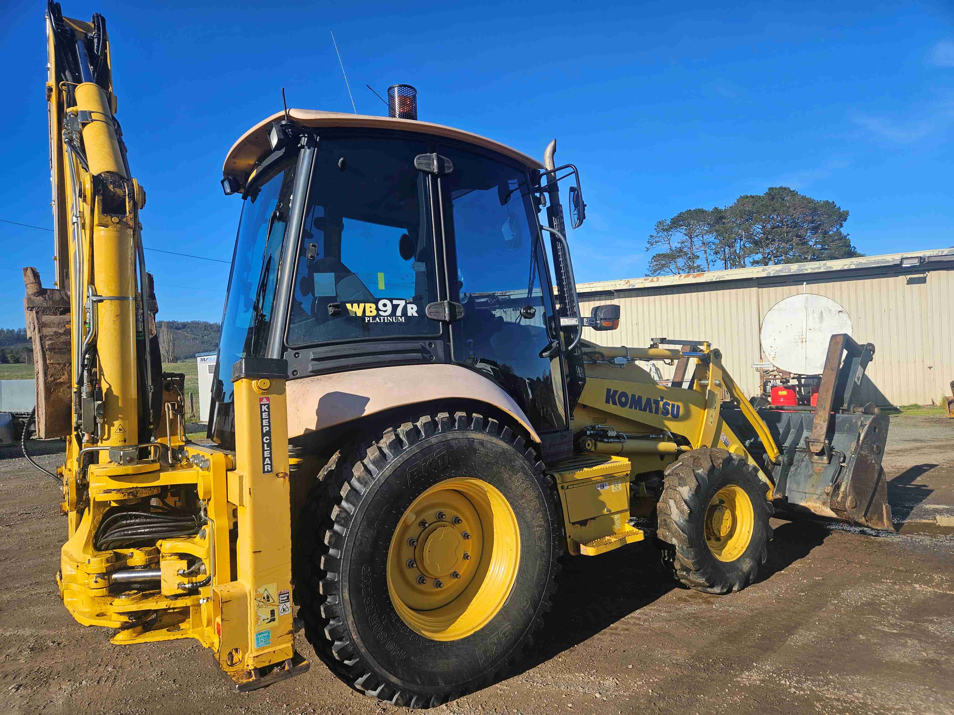 2013 Komatsu WB97R Platinum